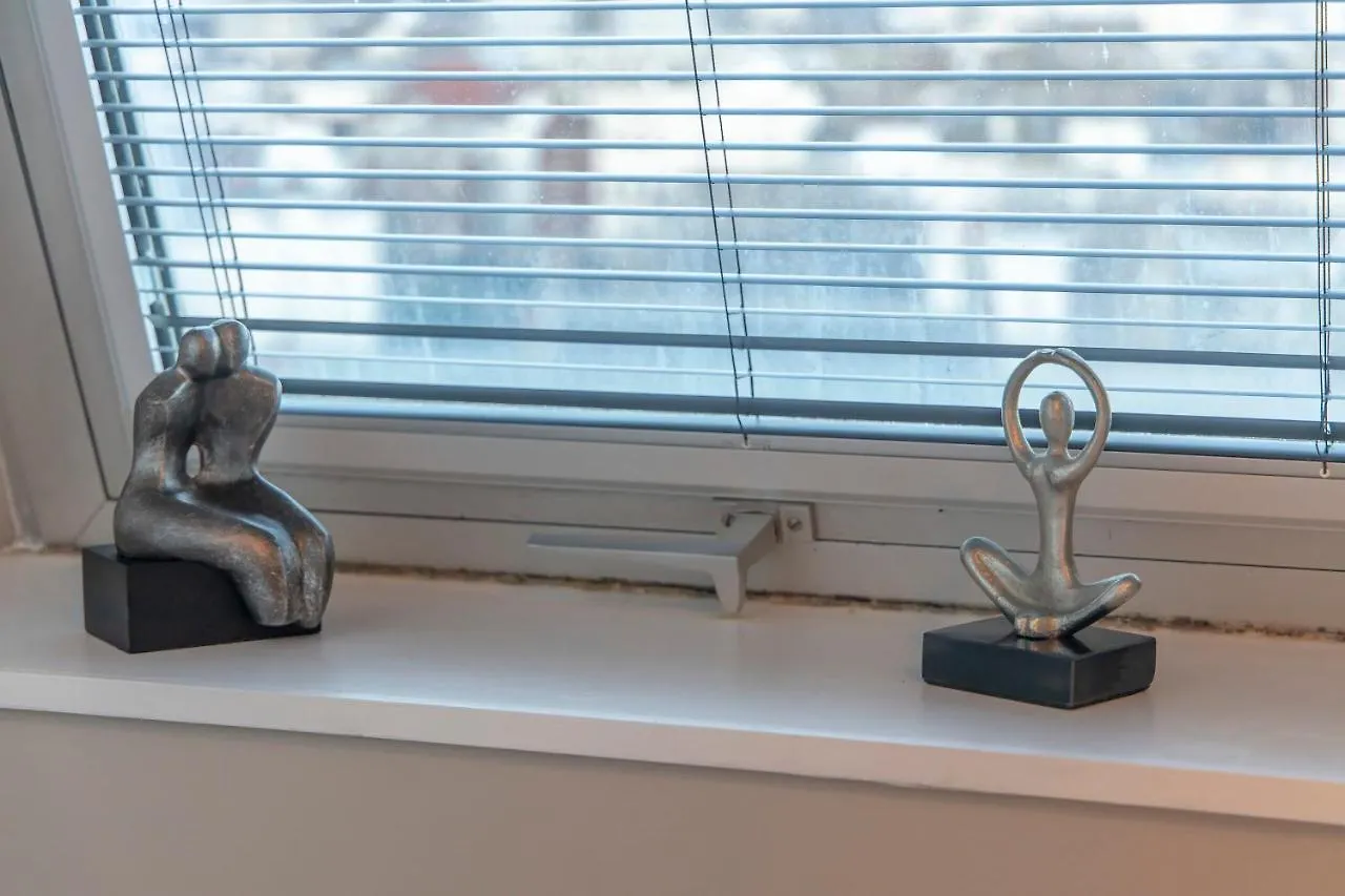 Apartment Flash Sales Offer - Any Week Day No Minimum Night Restrictions Brighton City Centre Seafront 1 Bedroom Flat Bn1Gre38 United Kingdom
